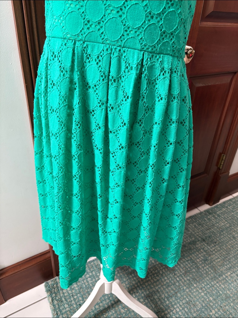Ronni Nicole eyelet lace circle pattern dress green scoop neck sleeveless/stret - Picture 3 of 11